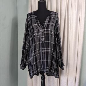 Lane Bryant Black White & Sparkley Rayon Popover Hi Lo Flowy Top 26 / 28 *FLAWS*